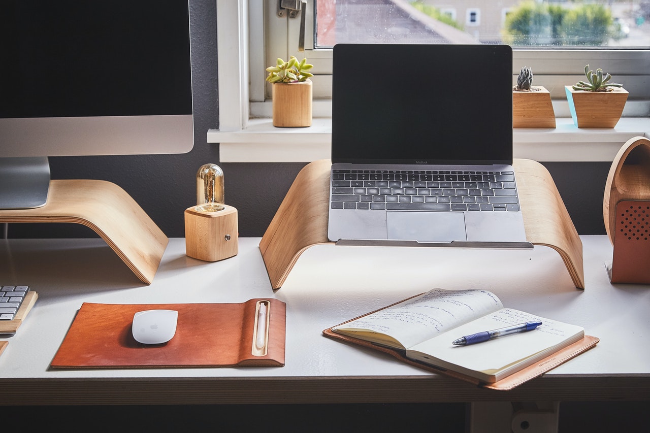 Example wooden laptop riser